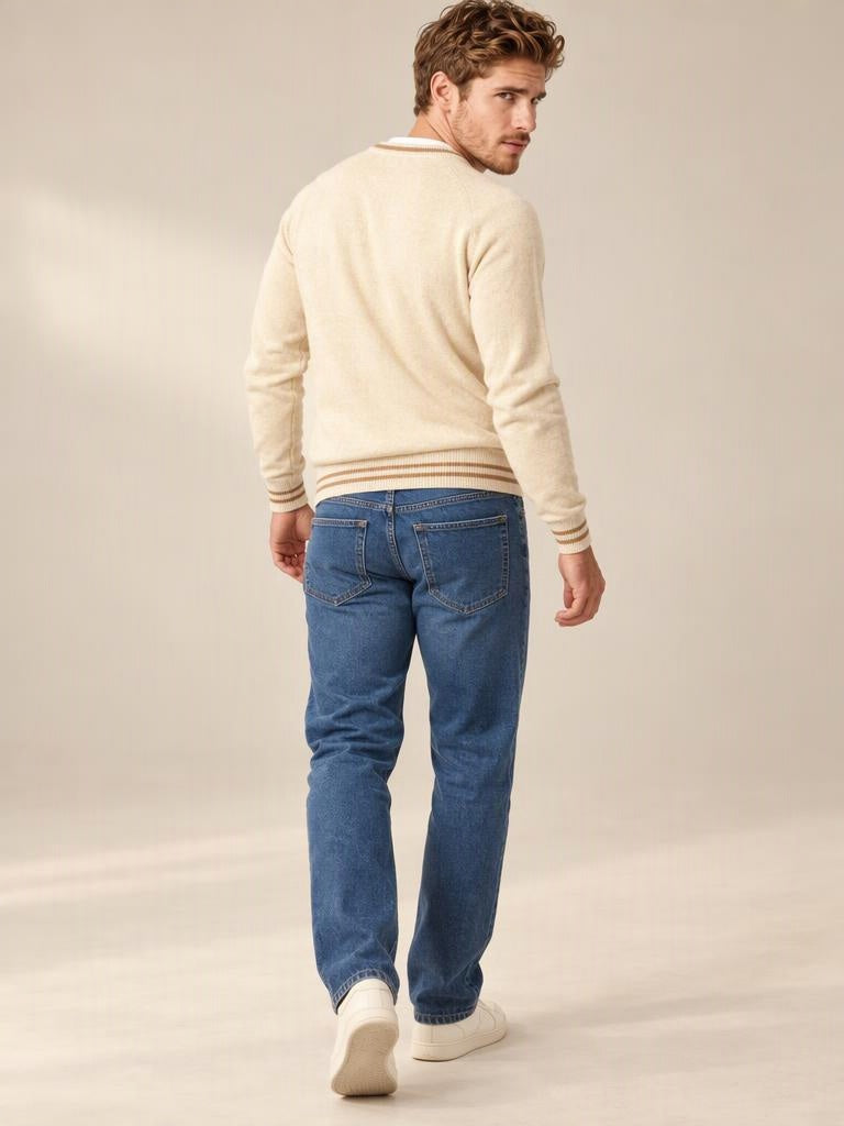 Vaquero Cotton Blue 113002 azul medio visto por detrás con bolsillos traseros | Almogávar Moda