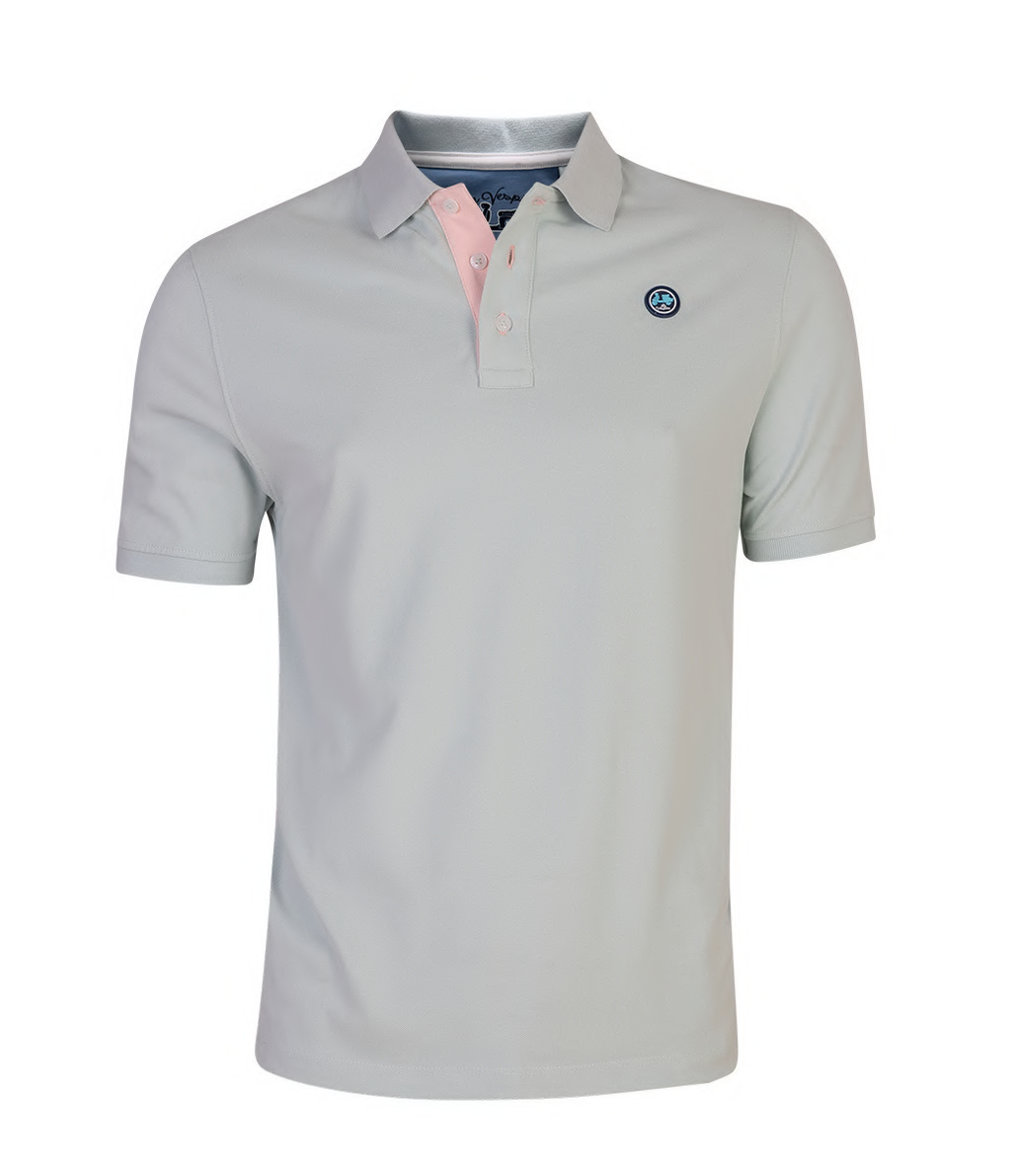 Polo hombre color verde gris de tejido premium algodón y elastano, diseño clásico con cuello y botones, ideal para moda masculina de calidad en variedad de tallas.