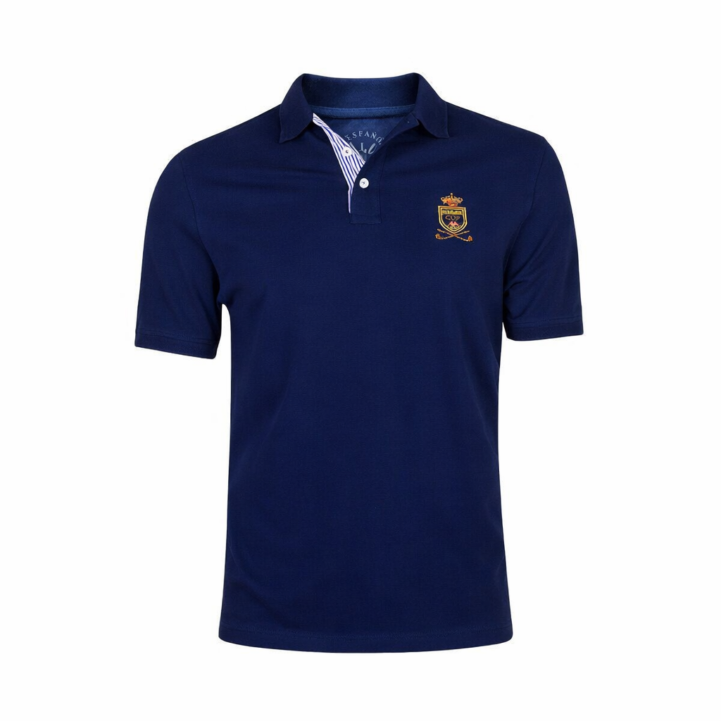 Polo azul marino para hombre de moda masculina premium, con tejido 100% algodón y elastano, detalle bordado en el pecho y diseño clásico casual.