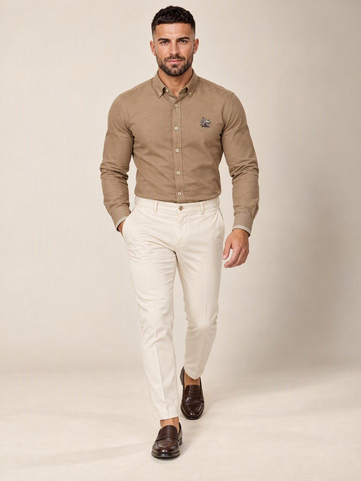 Camisa oxford La Vespita beige 5/6494, look completo | Almogávar Moda