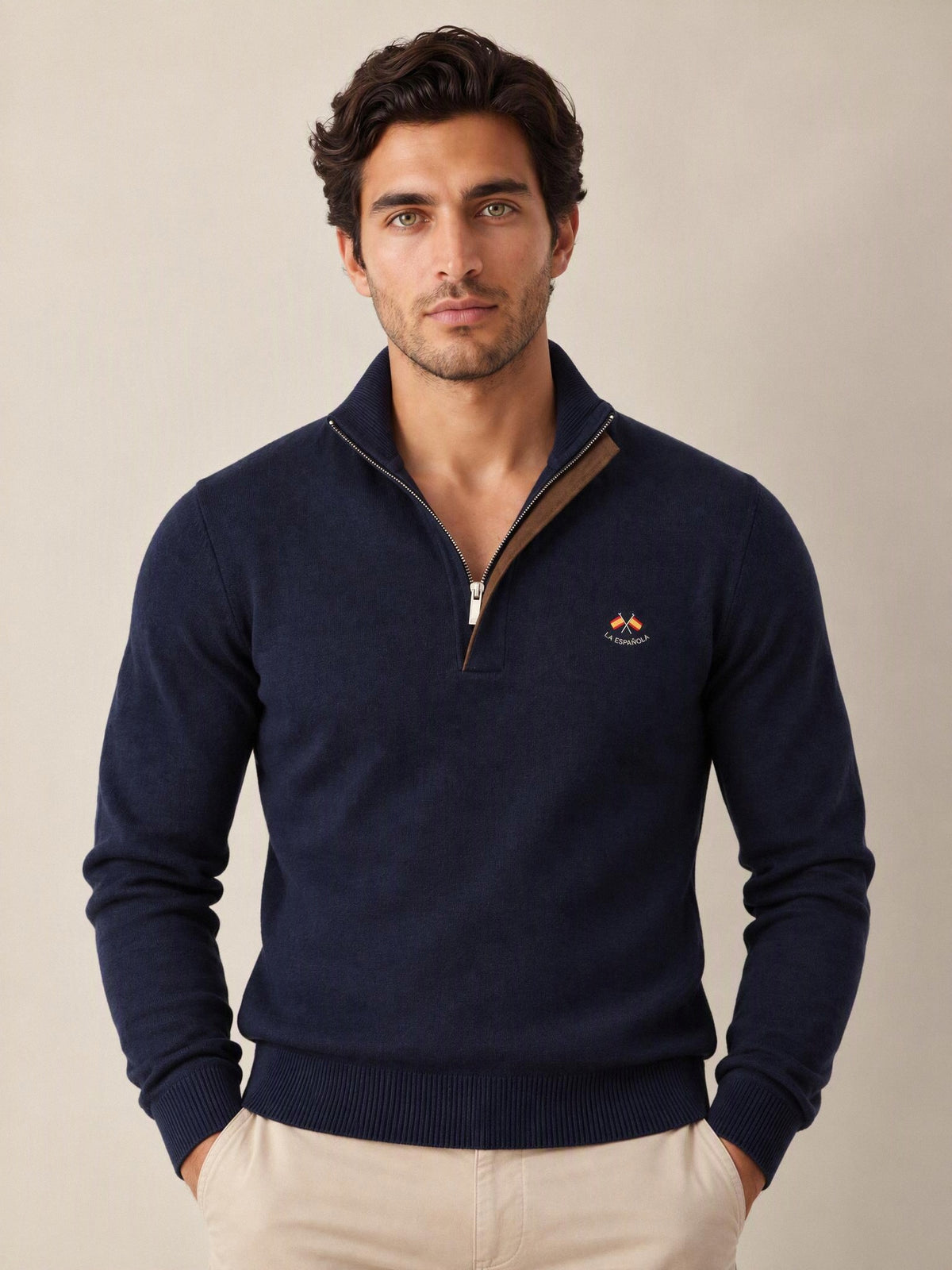 Jersey de punto La Española 11007 azul marino, vista frontal con el modelo