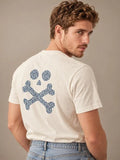 Camiseta Hombre Souls & Bones Bordada y Estampada — CMSB2609 | Almogávar Moda – vista 2