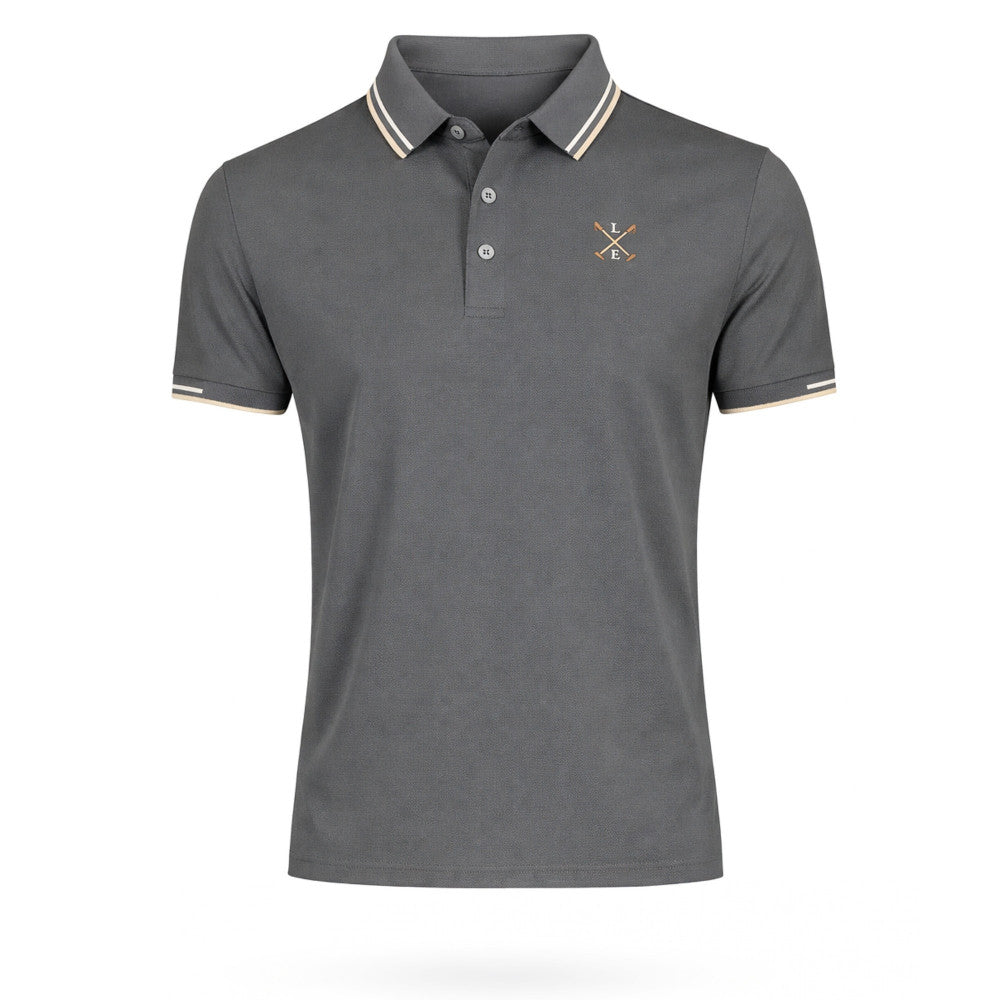 Polo para hombre en color verde gris, de algodón premium, con cuello y mangas de rayas contrastantes, diseño elegante y cómodo para moda masculina.