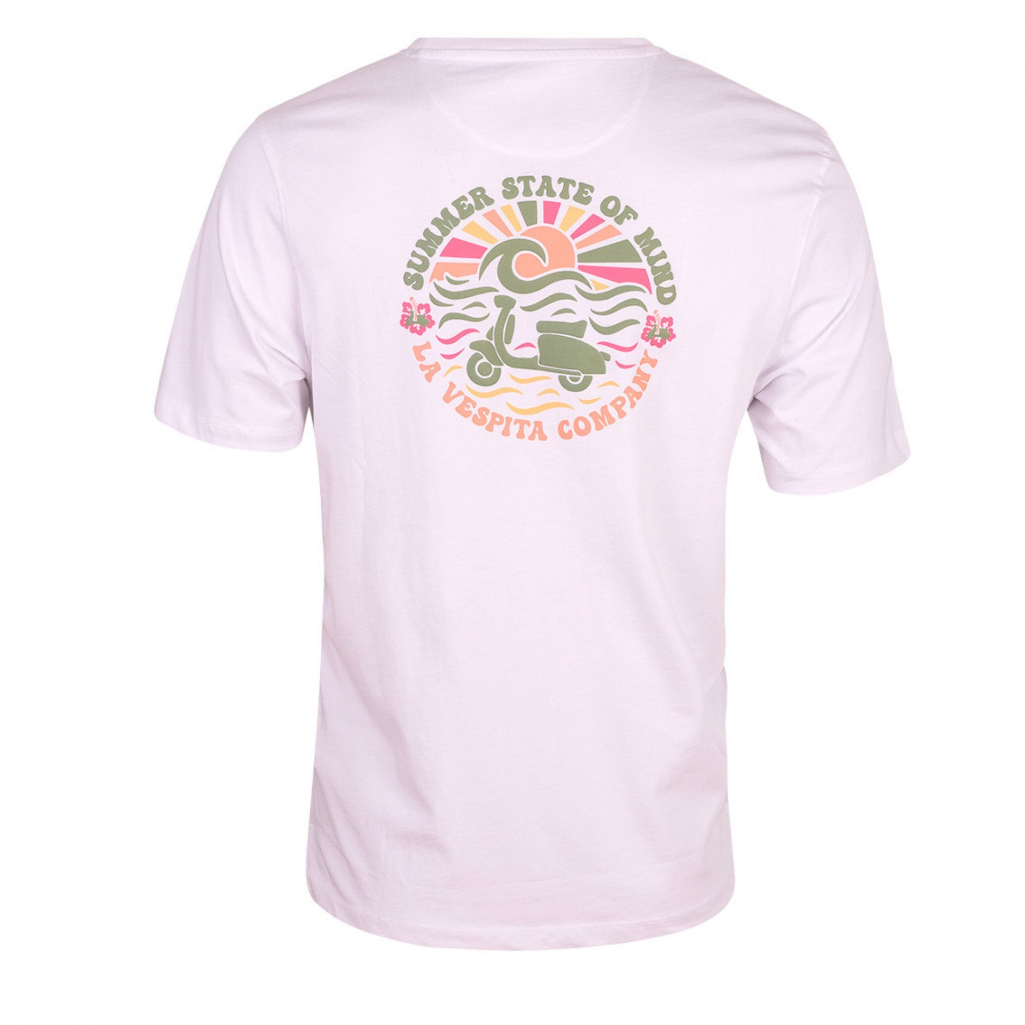 Camiseta blanca de tejido 100% algodón con estampado colorido en la espalda que incluye diseño de moto y texto verano, ideal para moda masculina premium.