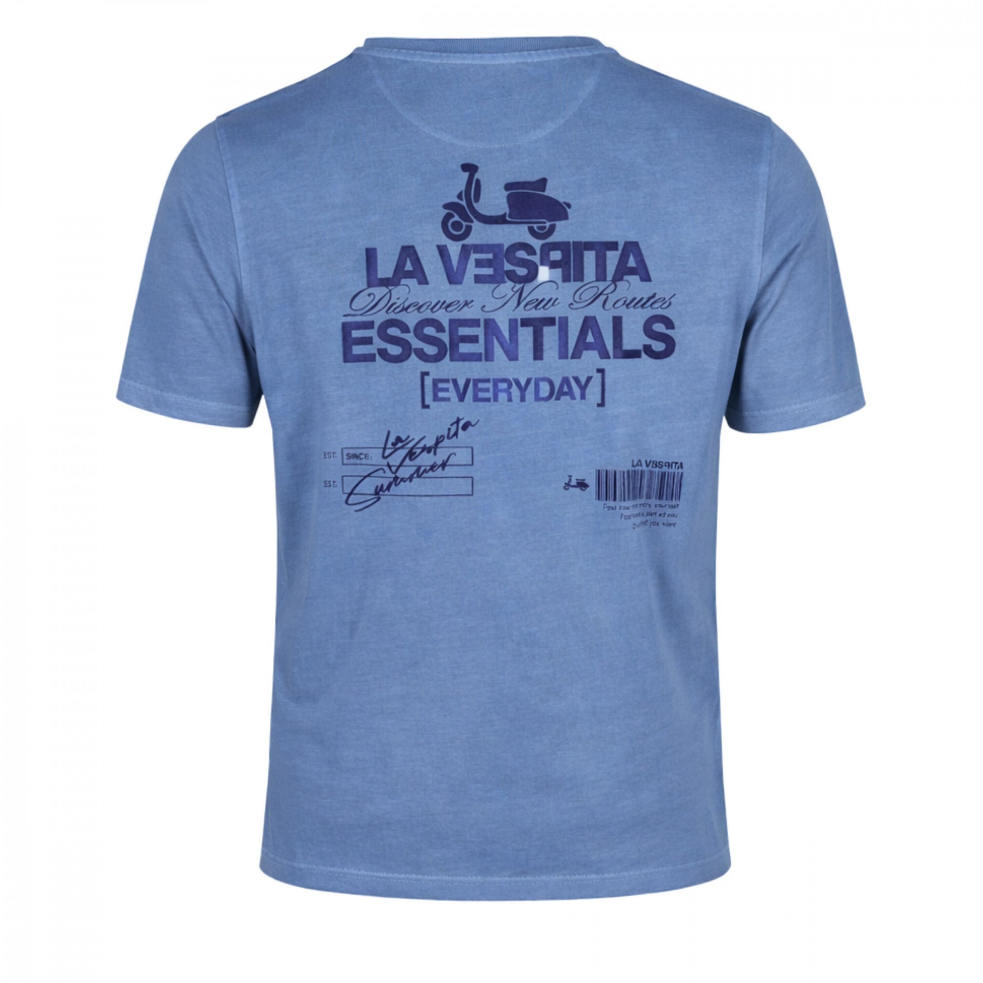 Camiseta masculina en tono azul lavada con estampado frontal de estilo vintage y tejido 100% algodón, parte de la colección La Vespita, disponible en varias tallas.