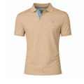 Polo beige para hombre de moda masculina premium confeccionado en algodón granulado con detalle en botonadura azul celeste, ideal para un estilo casual y cómodo.