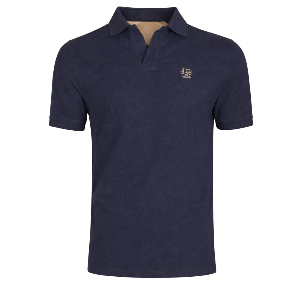 Polo azul marino para hombre de algodón 100%, con cuello en V y diseño liso, ideal para moda masculina premium y disponible en varias tallas.